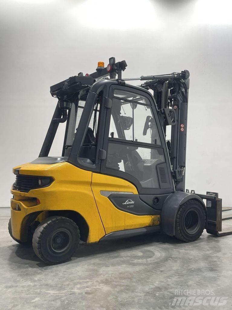Linde H35D-01-1202 شاحنات الديزل