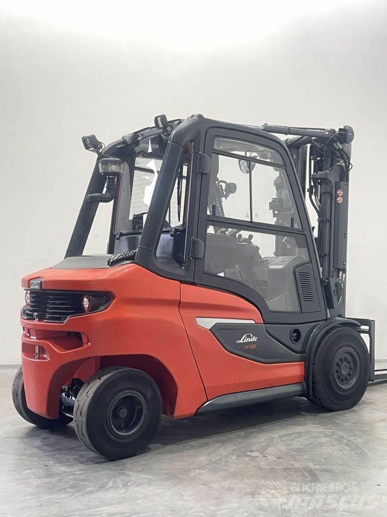 Linde H35D-01-1202 شاحنات الديزل