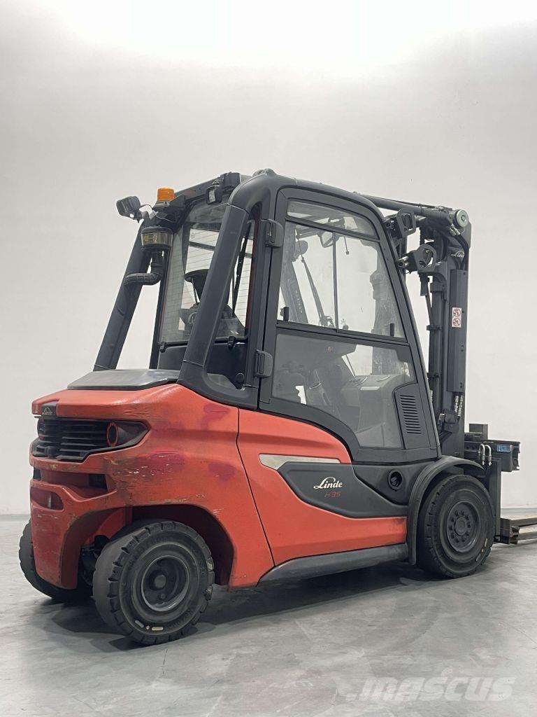 Linde H35D-01-1202 شاحنات الديزل