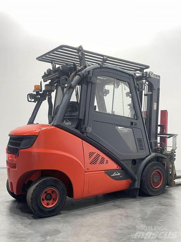 Linde H35D-02-393 شاحنات الديزل