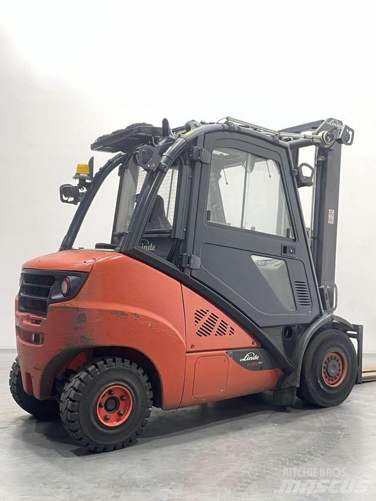 Linde H35D-02-393 شاحنات الديزل