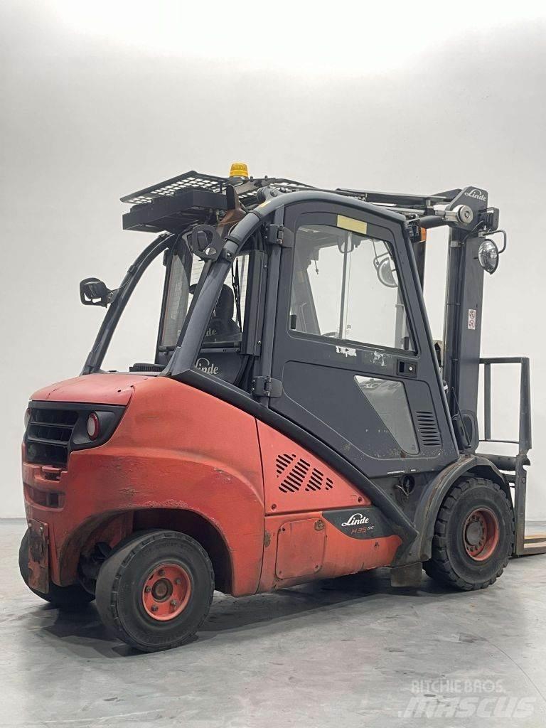 Linde H35D-02-393 شاحنات الديزل