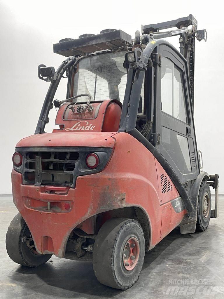 Linde H35T-02-393 شاحنات LPG