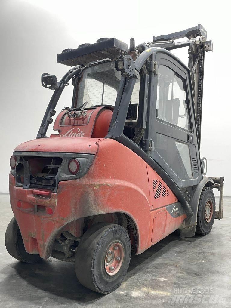 Linde H35T-02-393 شاحنات LPG