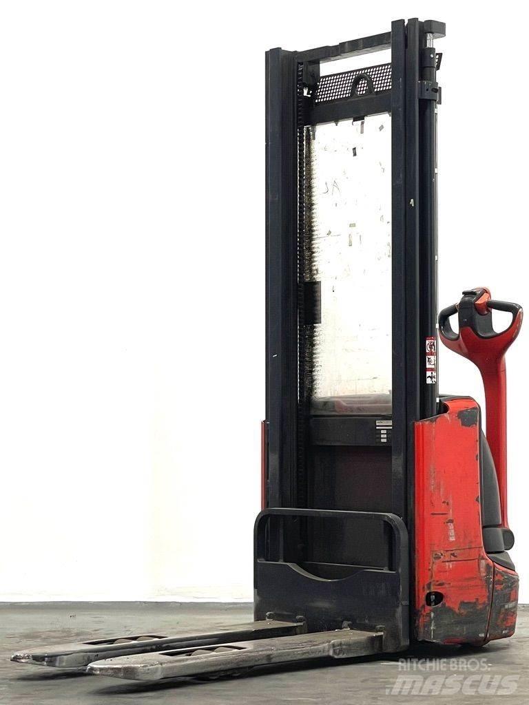 Linde L10-1172 معدات التكديس الجوالة