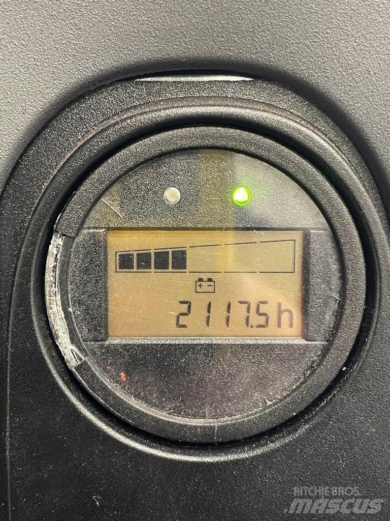 Linde L12i-1172 معدات التكديس الجوالة