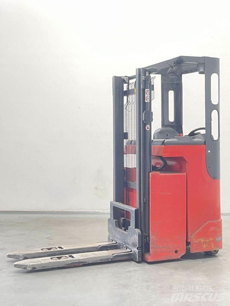 Linde L12R-139 شاحنات مناولة ذاتية الدفع