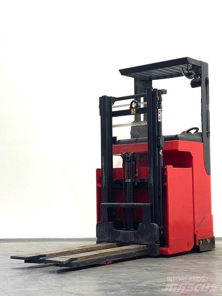 Linde L12R-379 شاحنات مناولة ذاتية الدفع