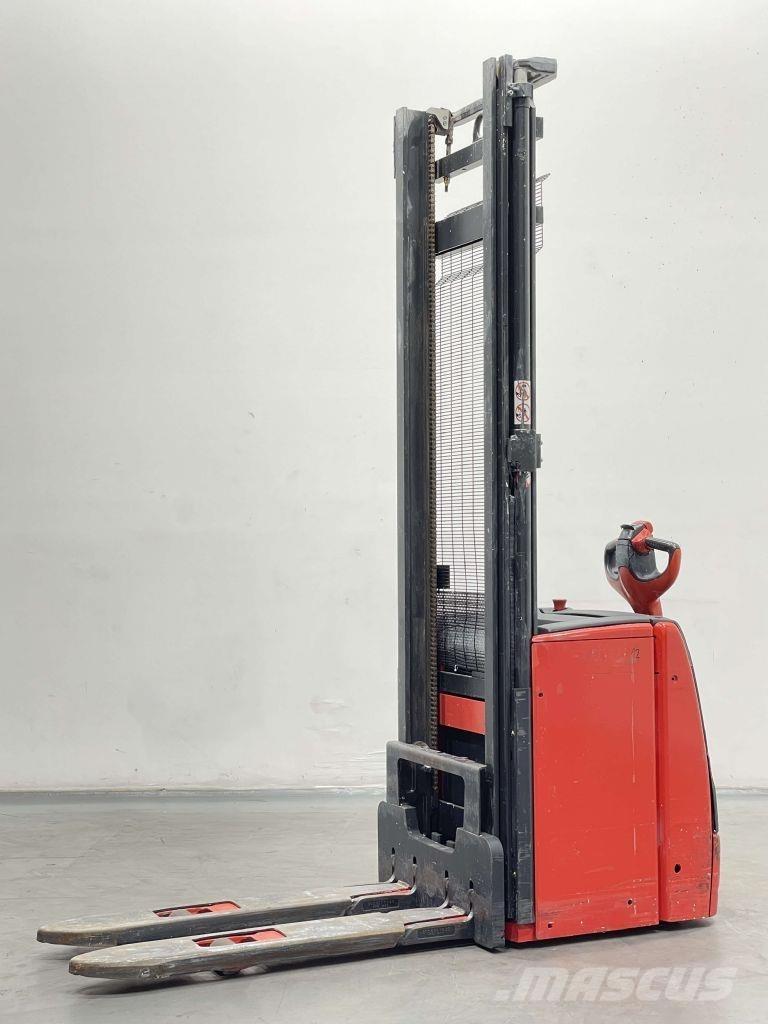 Linde L14-1173 معدات التكديس الجوالة