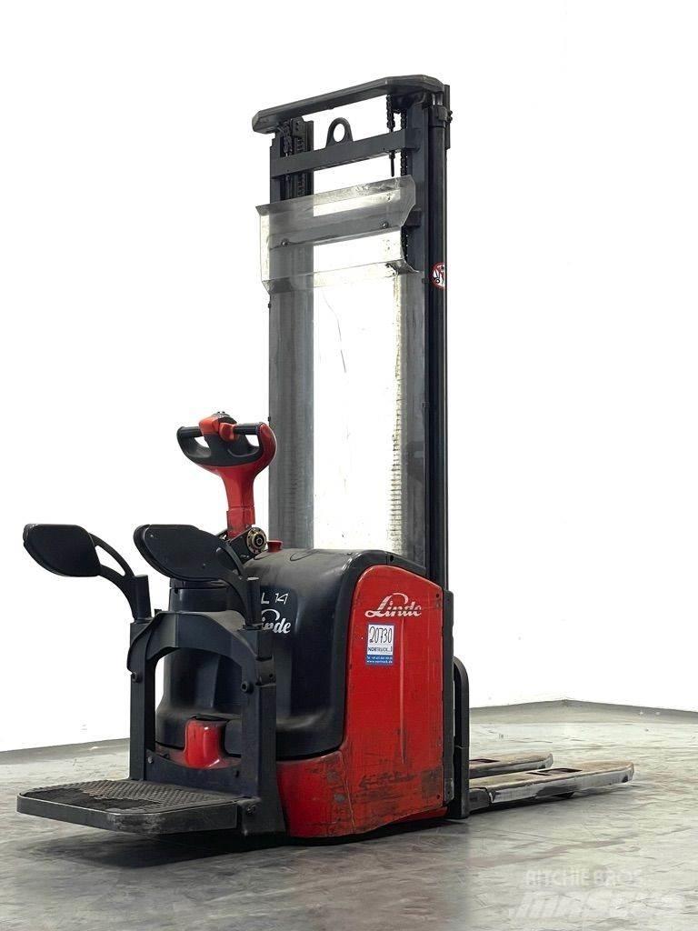 Linde L14AP-372 معدات التكديس الجوالة