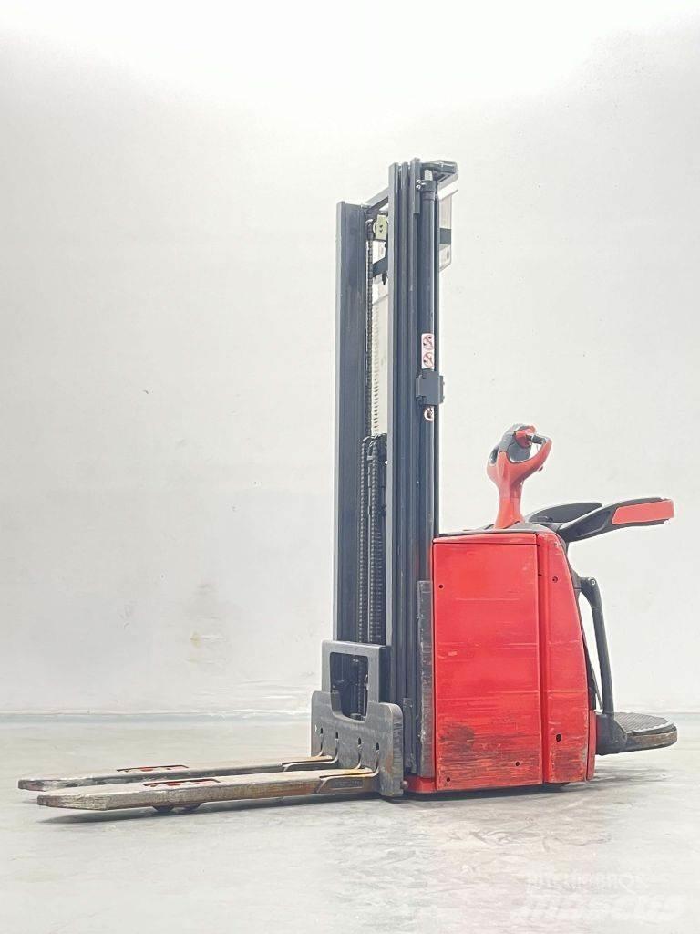 Linde L16AP-1173 معدات التكديس الجوالة