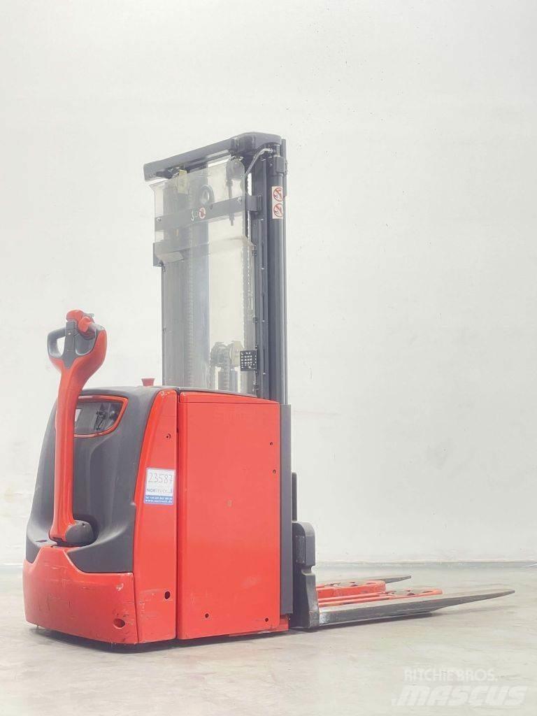 Linde L20-1173 معدات التكديس الجوالة