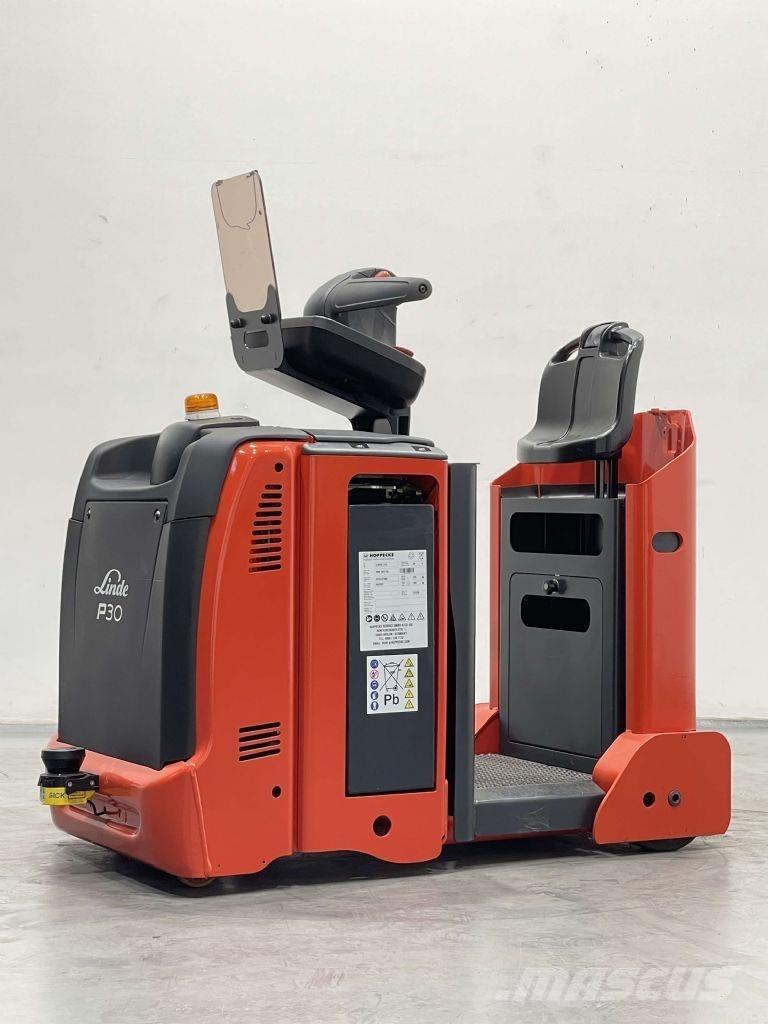 Linde P30C-1190 شاحنة قاطرة