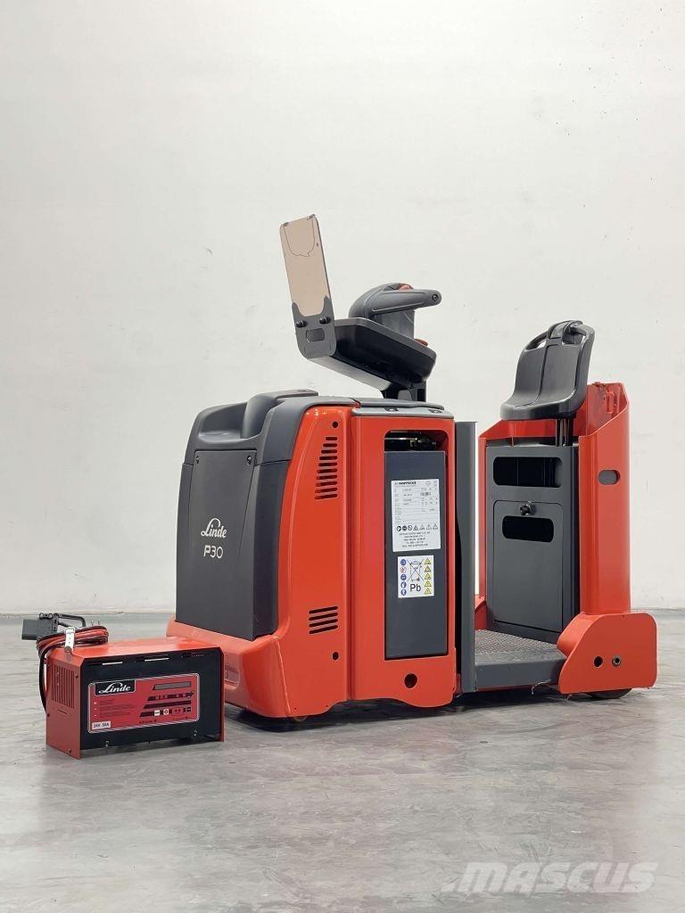 Linde P30C-1190 شاحنة قاطرة