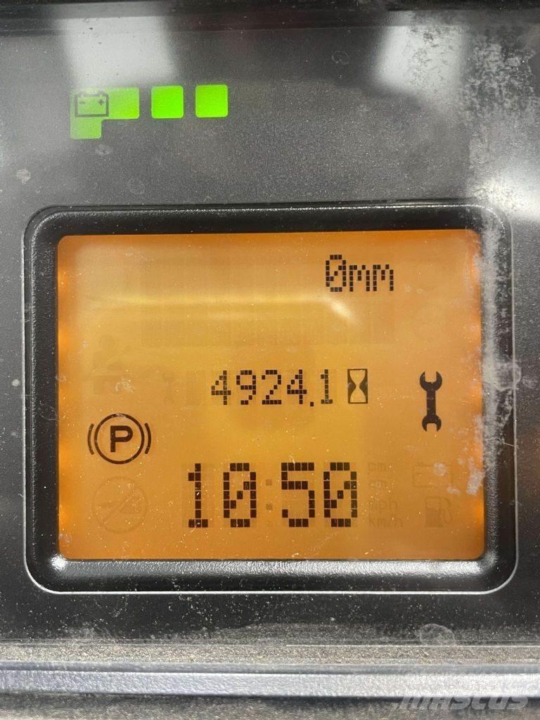 Linde R16-01-1120 شاحنة مناولة