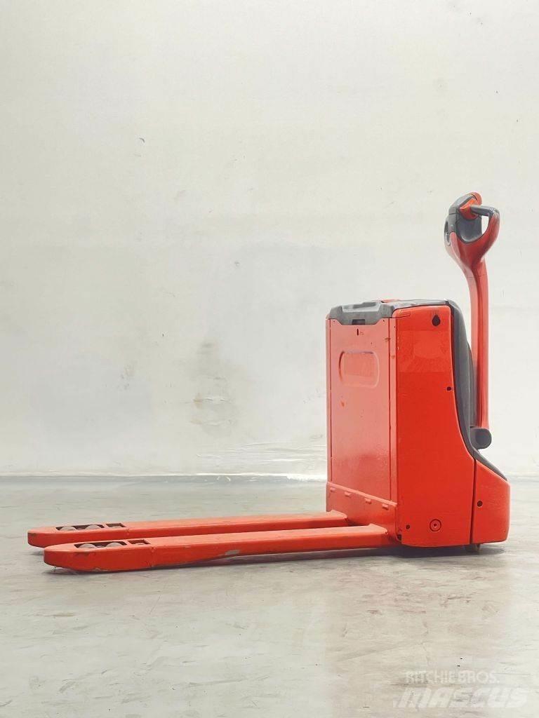 Linde T16-1152 معدات الرفع منخفض المستوى