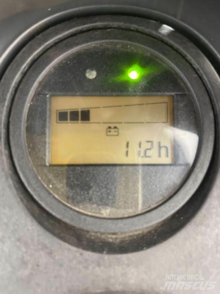 Linde T18-1152 معدات الرفع منخفض المستوى