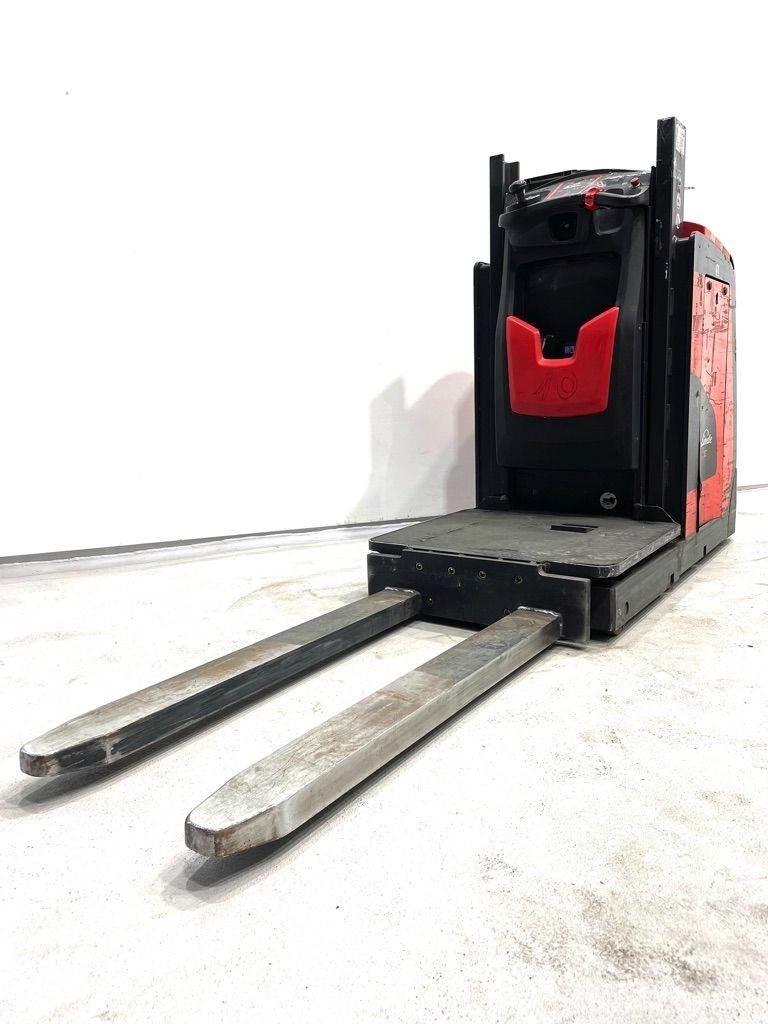 Linde V10-5212 معدات الرفع عالي المستوى