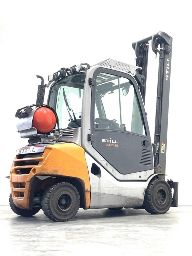 Still RX70-25T شاحنات LPG