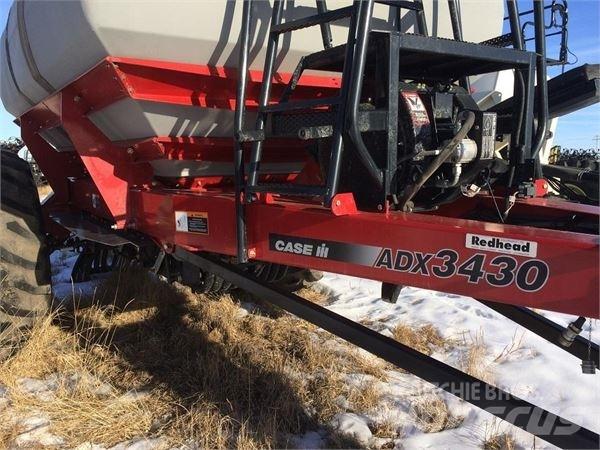 Case IH ADX3430 مثاقيب مدمجة