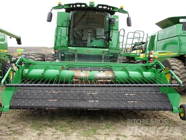 John Deere S680 حصادات