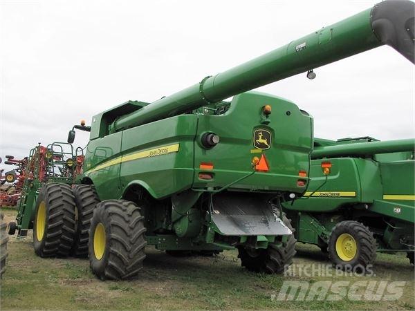 John Deere S680 حصادات