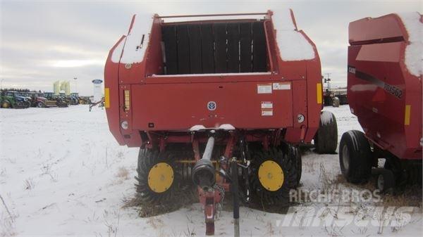 New Holland BR780 محزمات مستديرة