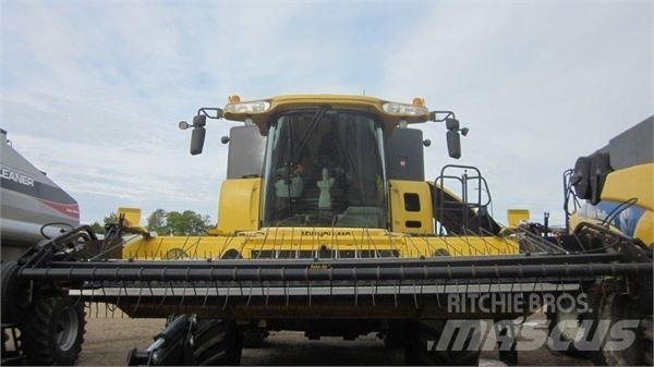 New Holland CX840 حصادات