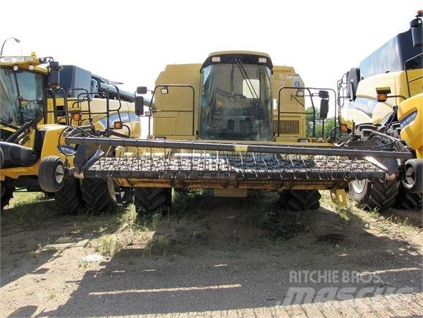 New Holland TX66 حصادات