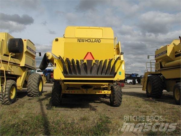 New Holland TX66 حصادات