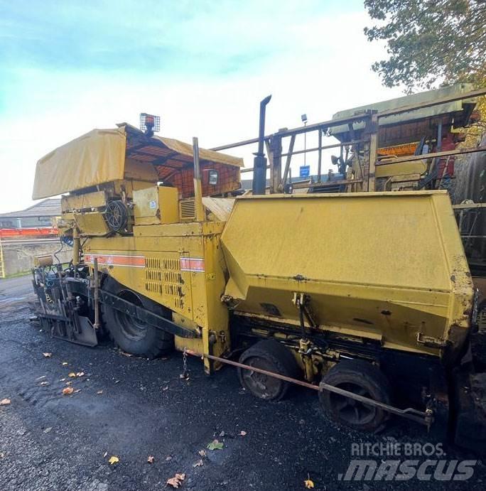 CAT AP600 Paver معدات السفلتة