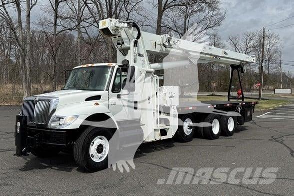 Altec AC26-103B شاحنات الرافعات