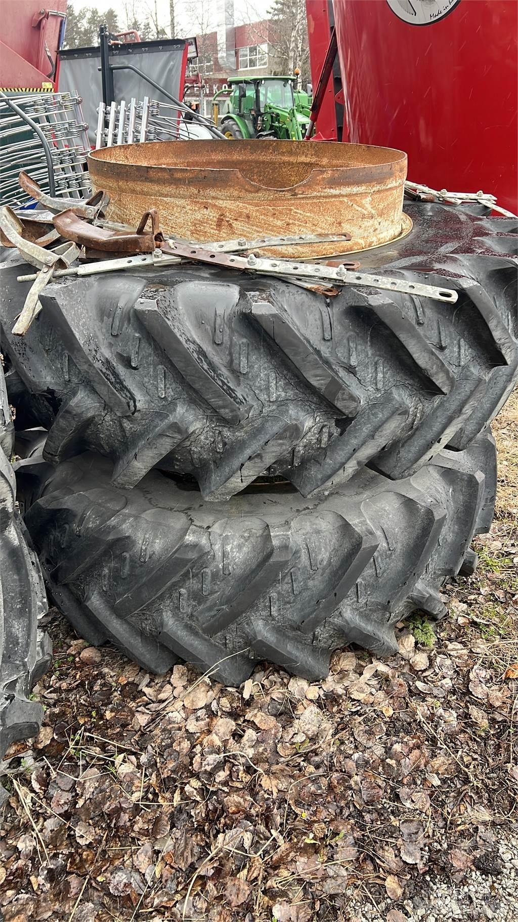  20.8R 38 الإطارات والعجلات والحافات