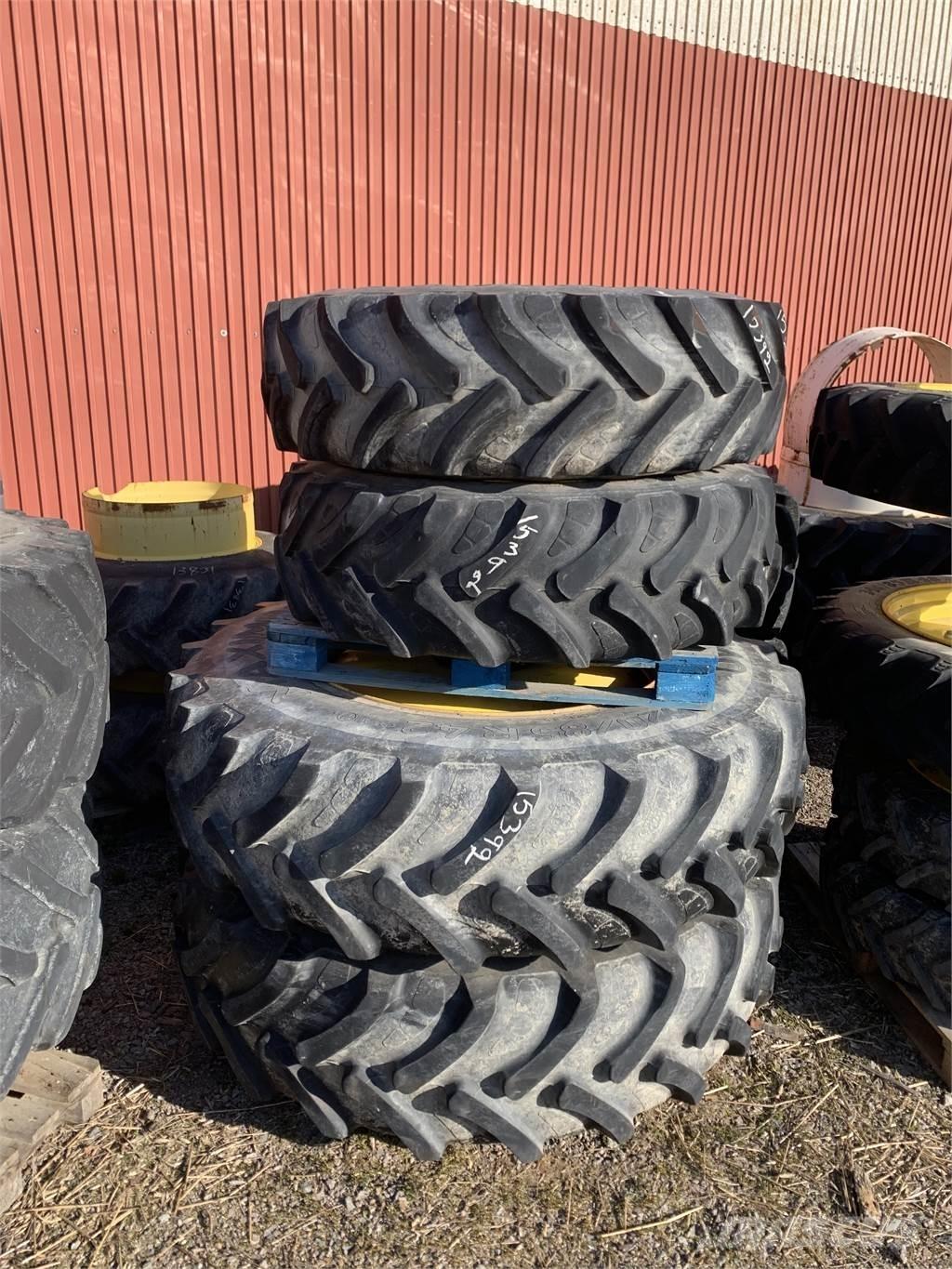  520/85x42, 420/85x30 الإطارات والعجلات والحافات