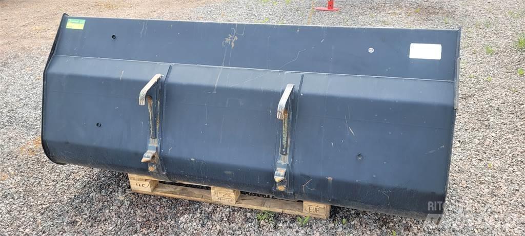 Ålö 220 LV SKOPA SMS ملحقات أمامية للوادر