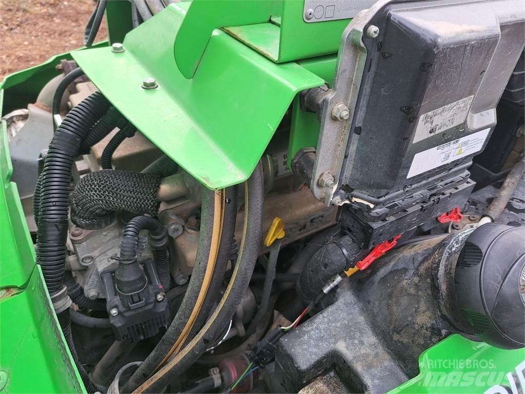 Avant 760 i لوادر انزلاقية التوجيه