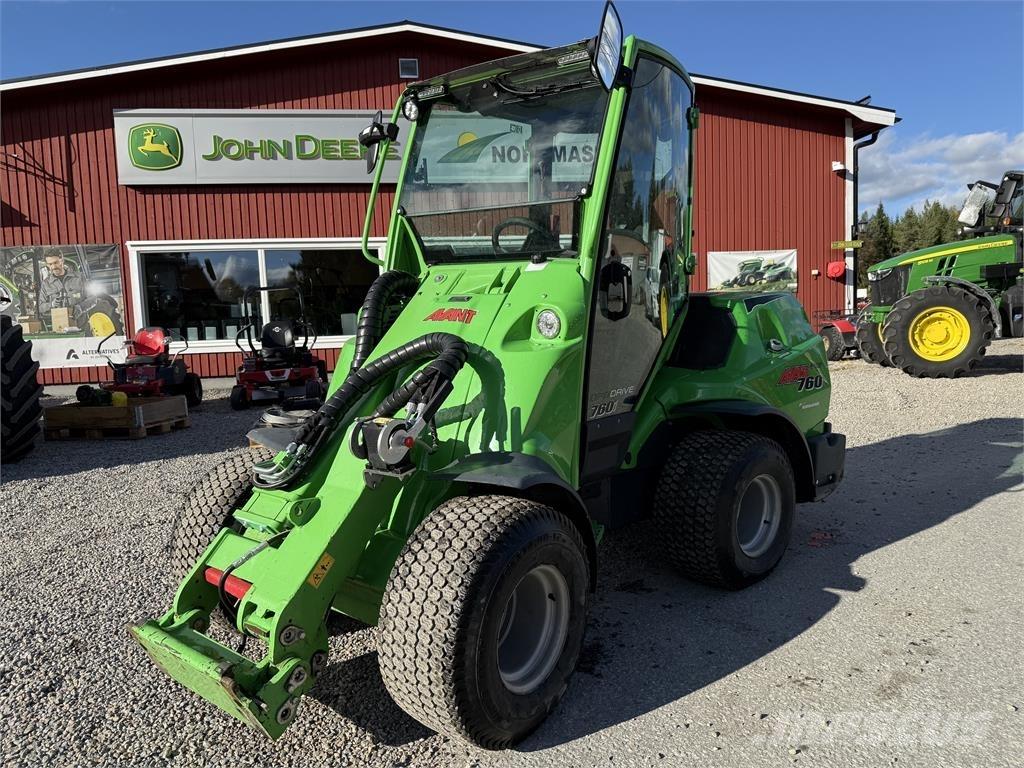 Avant 760i لوادر انزلاقية التوجيه