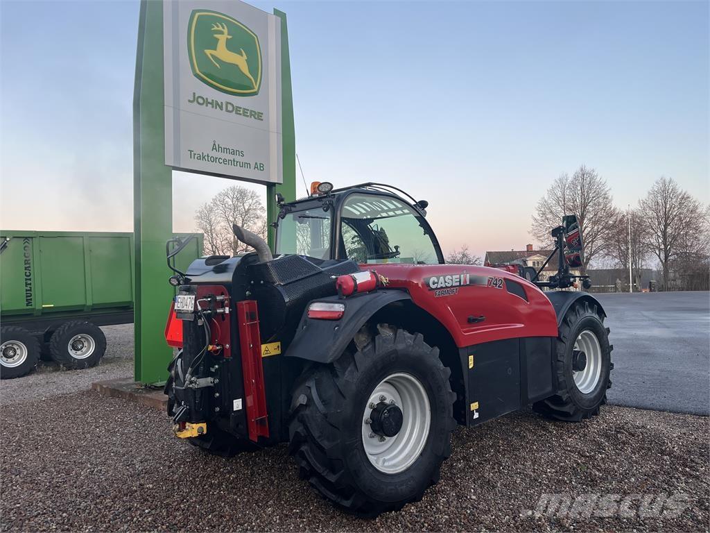 Case IH 742 Farmlift ماكينات زراعية أخرى
