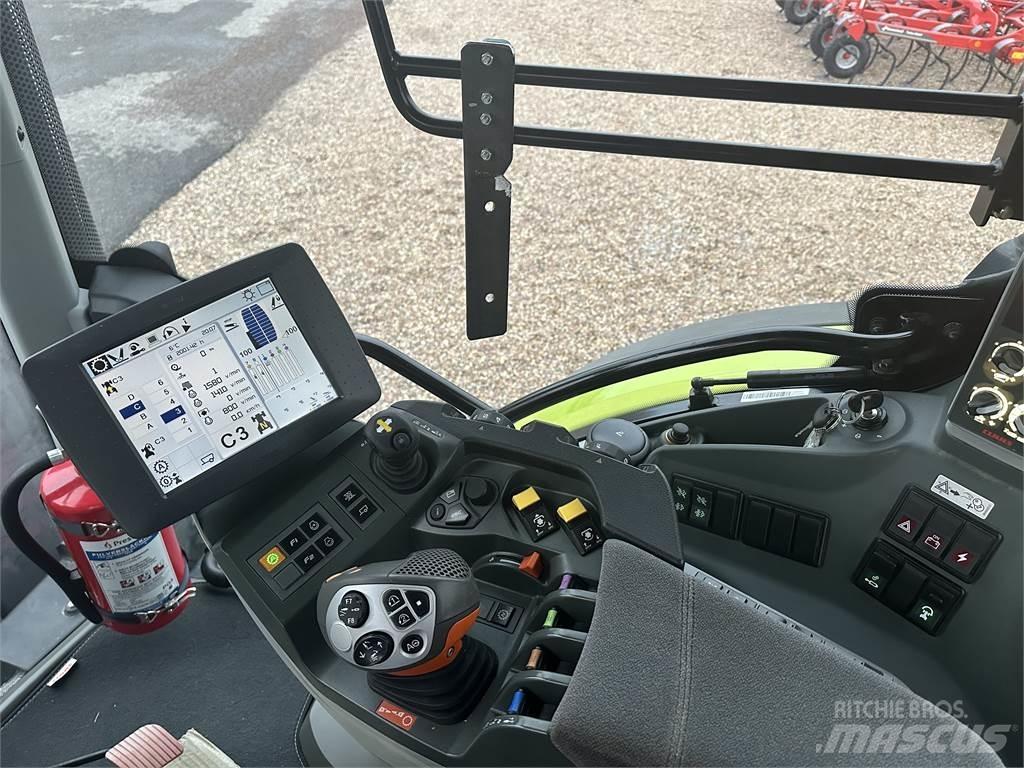 CLAAS Arion 650 الجرارات