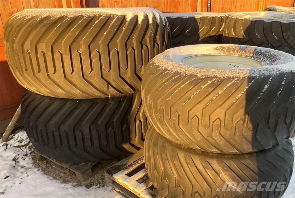  Egen HJUL TRELLEBORG ماكينات زراعية أخرى