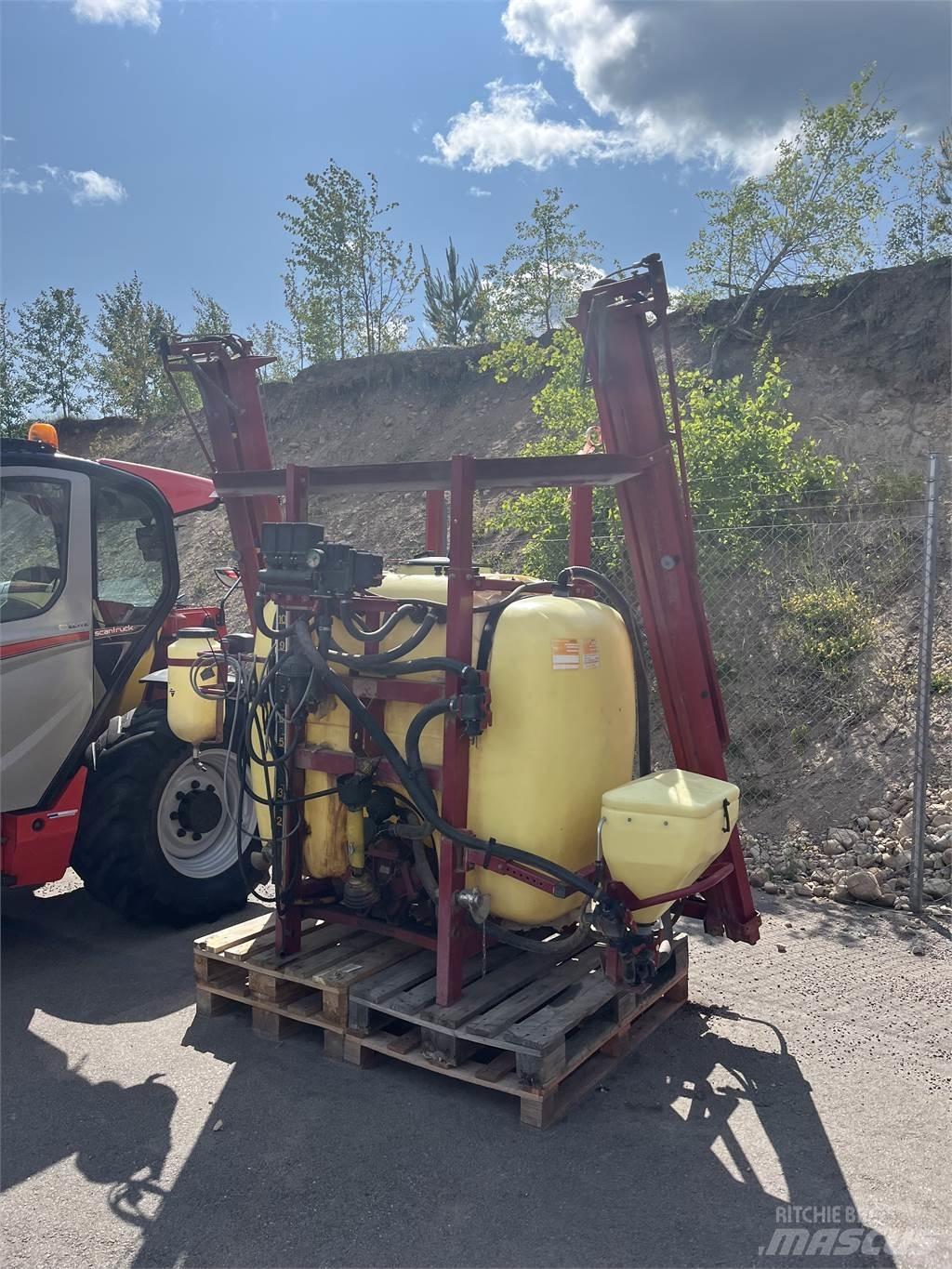 Hardi TLY 1000 الرشاشات