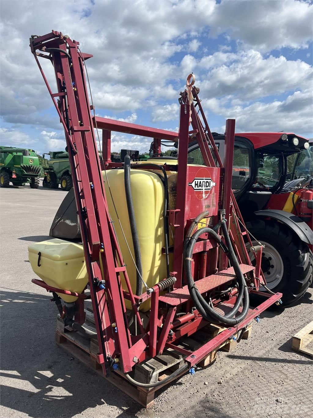 Hardi TLY 1000 الرشاشات