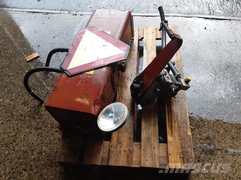  HYDRUALMOTOR PTO ماكينات وملحقات مواش أخرى