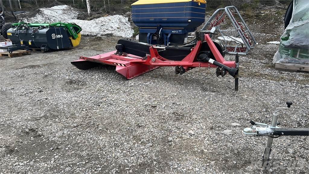 Ilsbo M150 PRO جزازات وأغطية المراعي