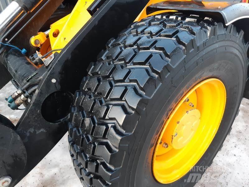 JCB 411 HT STORA BM لوادر بعجل