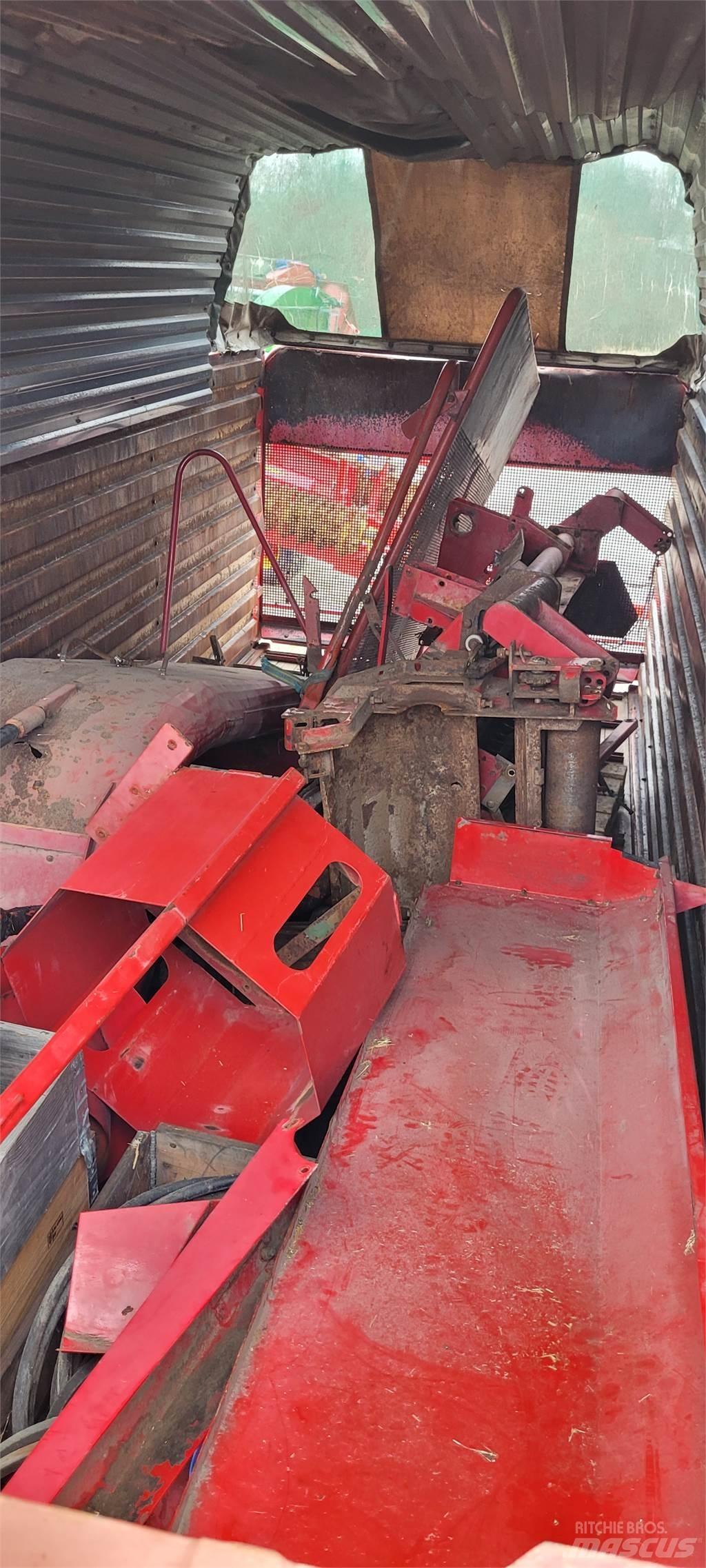 JF 3500 HACKVAGN مقطورات ذاتية التحميل