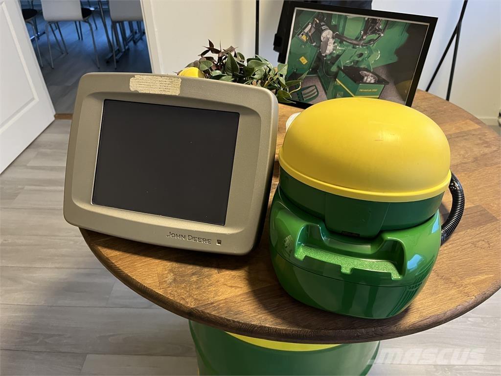 John Deere 3000 ماكينات زراعية أخرى