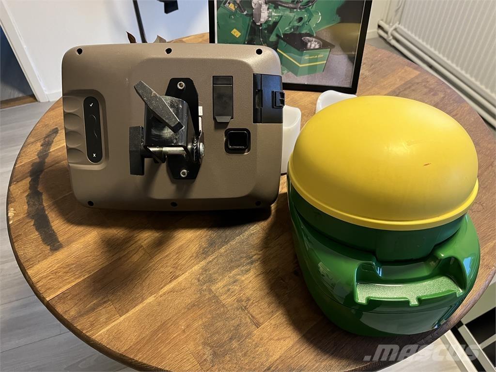 John Deere 3000 ماكينات زراعية أخرى