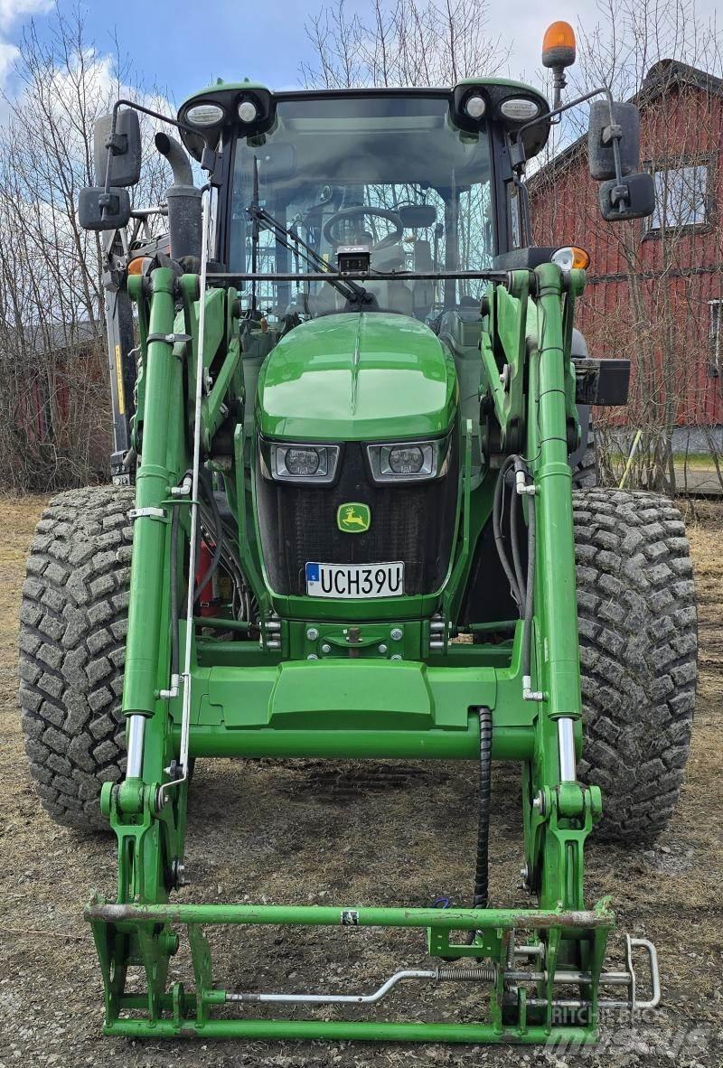 John Deere 5090R الجرارات