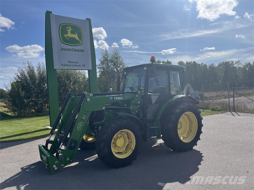 John Deere 5620 الجرارات